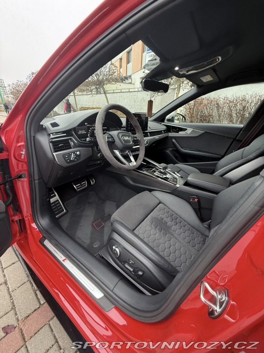 Audi RS4 competition+ 2024