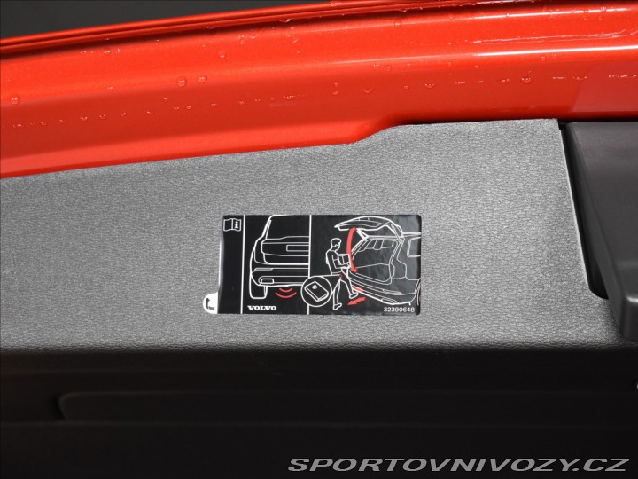 Volvo V60 2,0 T6 AWD PLUS BLIS,Bezk 2025