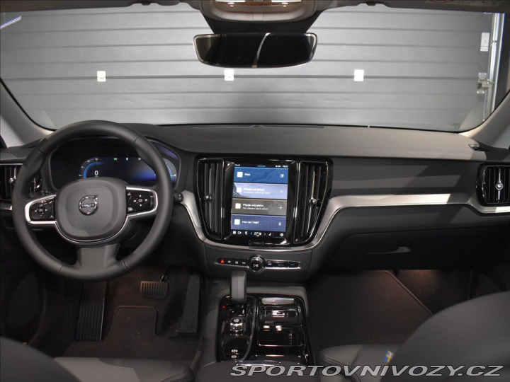Volvo V60 2,0 T6 AWD PLUS BLIS,Bezk 2025