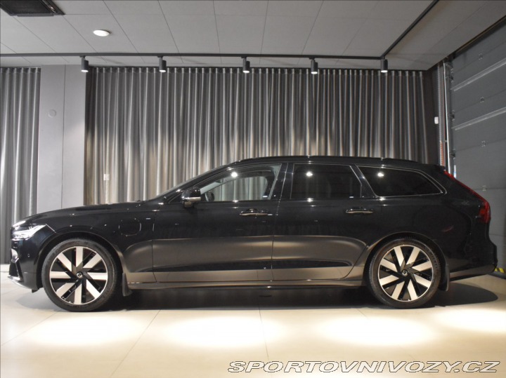 Volvo V90 2,0 T6 Plus Dark Ventilac 2025