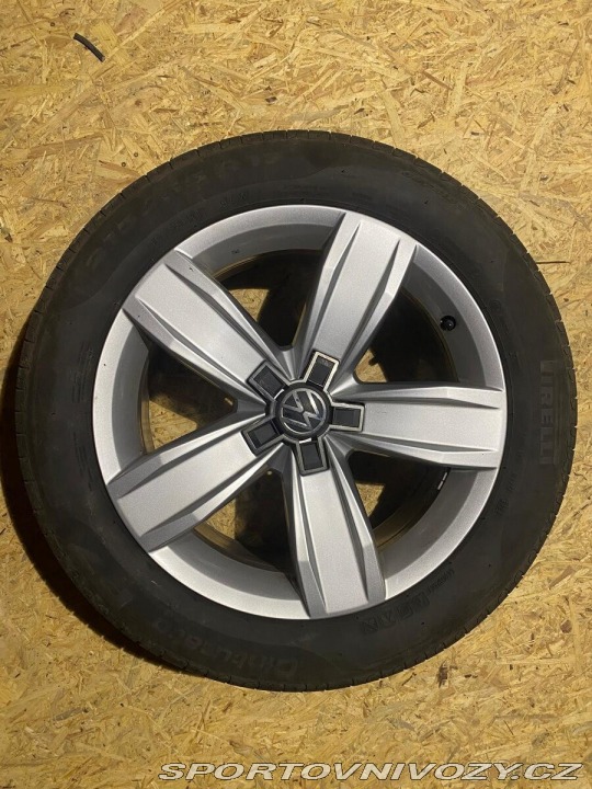 Volkswagen Ostatní modely Passat 2,0   B8 / 140kW / ELEGAN 2019