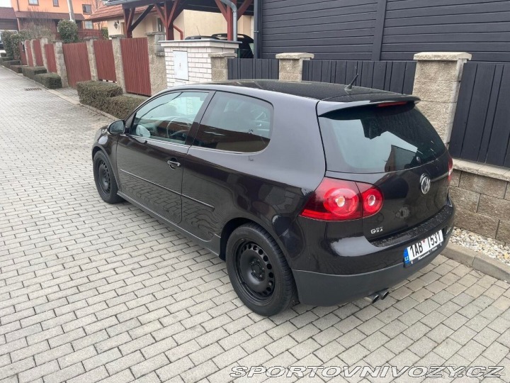 Volkswagen Golf GTI 2005