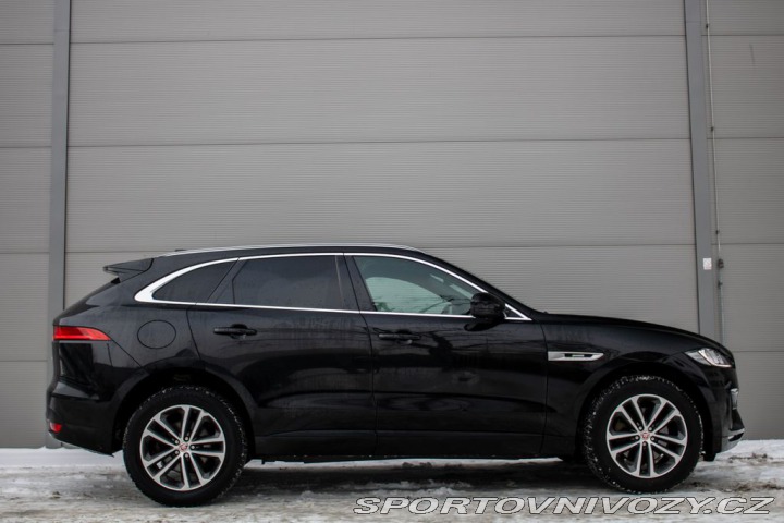 Jaguar F-Pace 1800