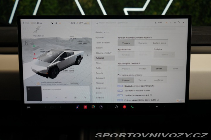 Tesla Ostatní modely Cybertruck Cyberbeast Tri Motor AWD 2024