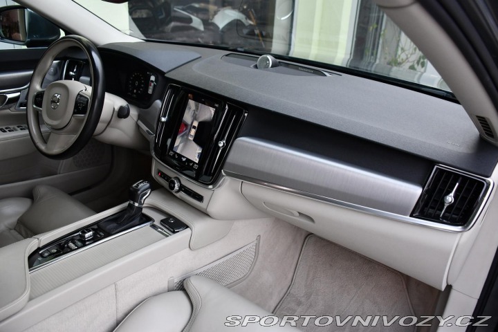 Volvo S90 D5 AWD ČR 2016