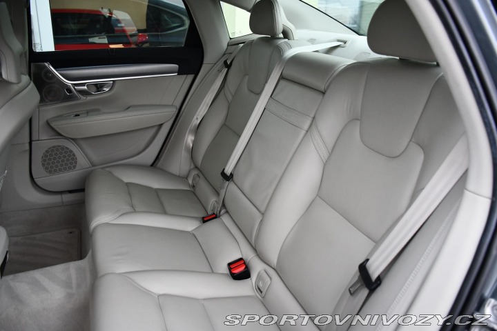 Volvo S90 D5 AWD ČR 2016