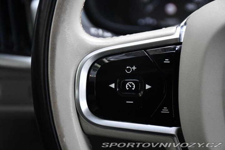 Volvo S90 D5 AWD ČR 2016