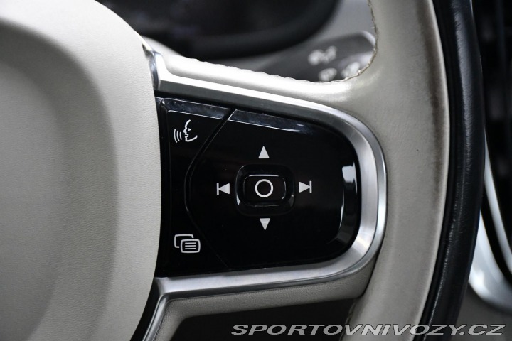 Volvo S90 D5 AWD ČR 2016