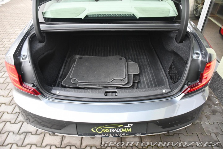 Volvo S90 D5 AWD ČR 2016