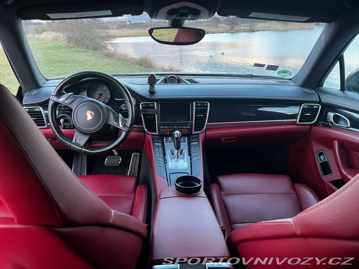 Porsche Panamera  2016