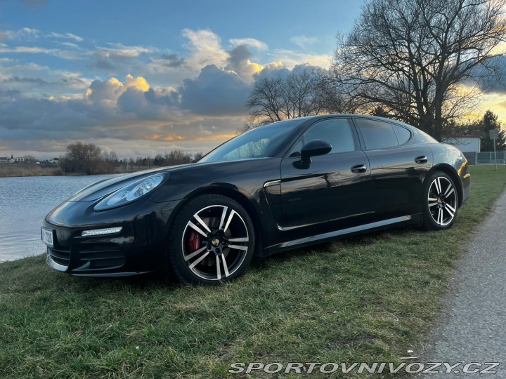 Porsche Panamera  2016