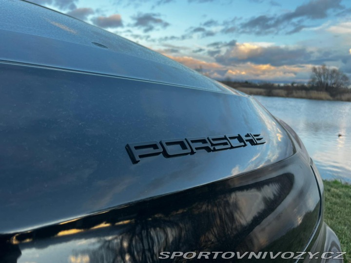 Porsche Panamera  2016