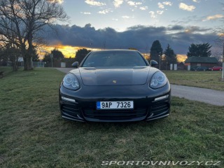 Porsche Panamera  2016