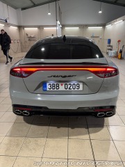 Kia Stinger  2022