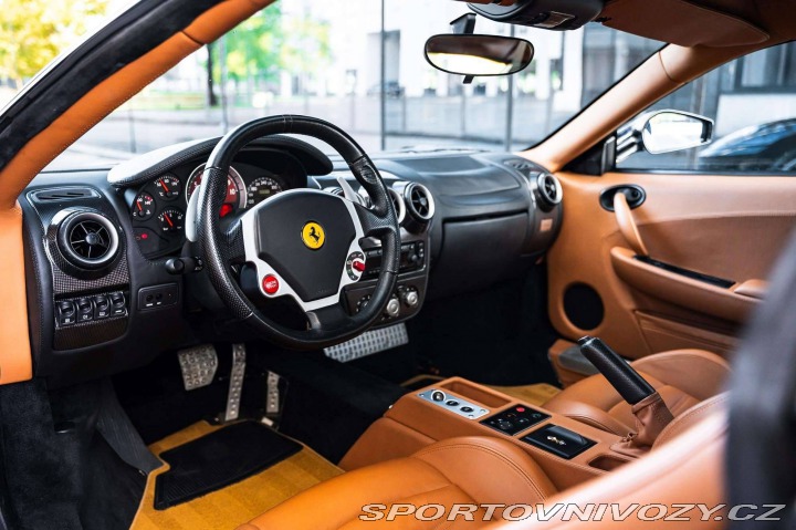 Ferrari 430 COUPE / F1 / 4.3 - V8 / BLACK - BROWN / UNIQUE E.G 2005