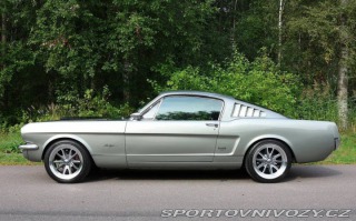 Ford Mustang Fastback Restomod 1965
