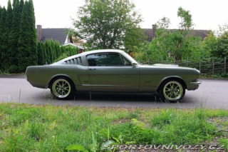 Ford Mustang Fastback Restomod 1965