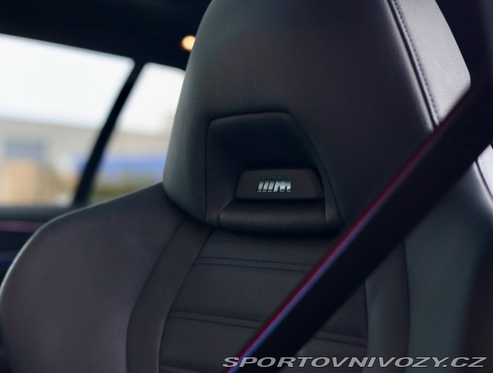 BMW 5 Touring  540i xDrive  245 2022