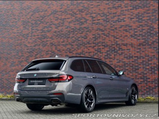 BMW 5 Touring  540i xDrive  245 2022