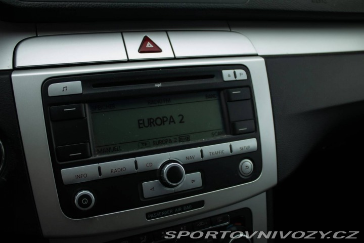 Volkswagen Passat CC CC  1.8 TSI // AJ NA SPLÁ 2009