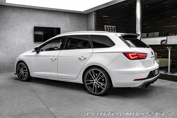 Seat Leon ST Cupra 4Drive 370HP 1800