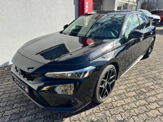 Honda Civic 2.0e:HEV Advance Black SK 2025