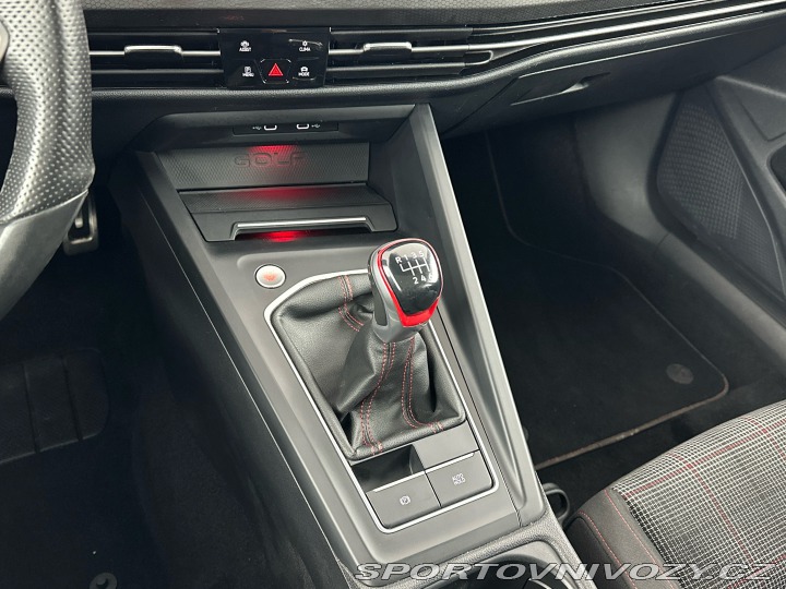 Volkswagen Golf GTI 2.0 TSI 180kW, manuál 2021