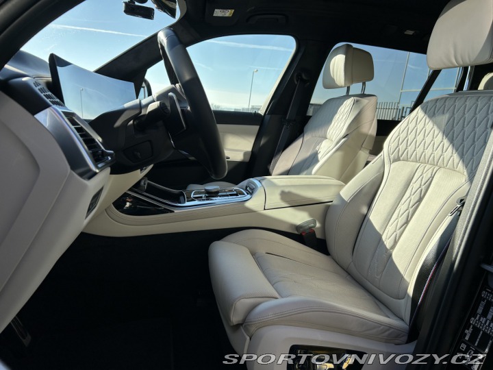 BMW X7 M60i xDrive ZÁRUKA 2025
