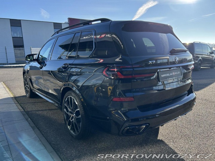 BMW X7 M60i xDrive ZÁRUKA 2025