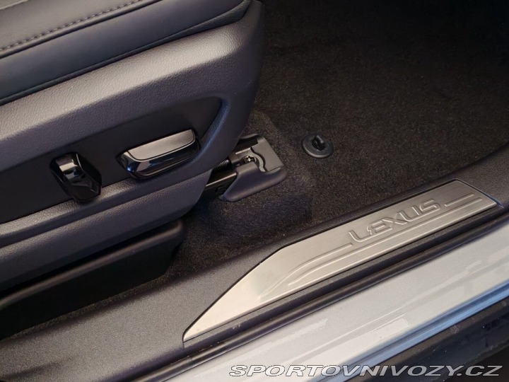 Lexus Ostatní modely RZ 450e 450e Executive 4x4 2024
