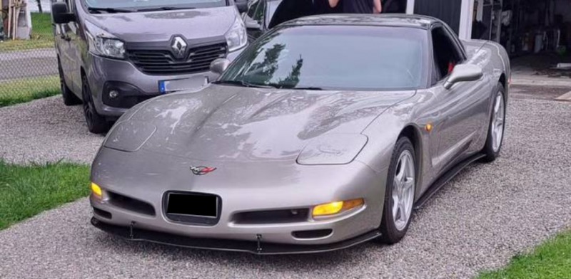 Chevrolet Corvette 5.7 V8