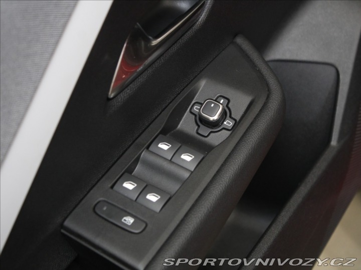 Opel Astra 1,2 T 81kW Elegance ČR 2025