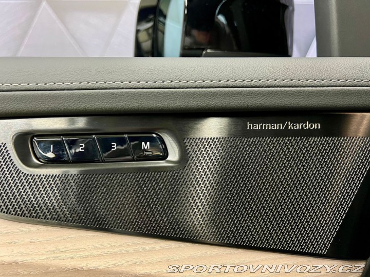 Volvo Ostatní modely XC90 T8 AWD PLUS DARK, VZDUCH, 2026