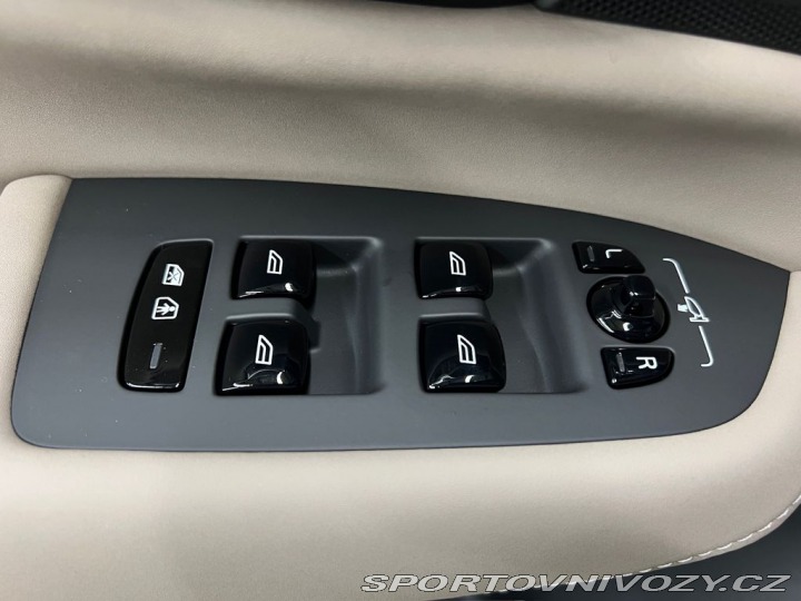 Volvo Ostatní modely XC90 T8 AWD PLUS DARK, VZDUCH, 2026
