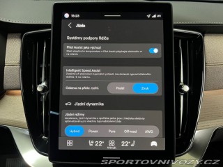 Volvo Ostatní modely XC90 T8 AWD PLUS DARK, VZDUCH, 2026