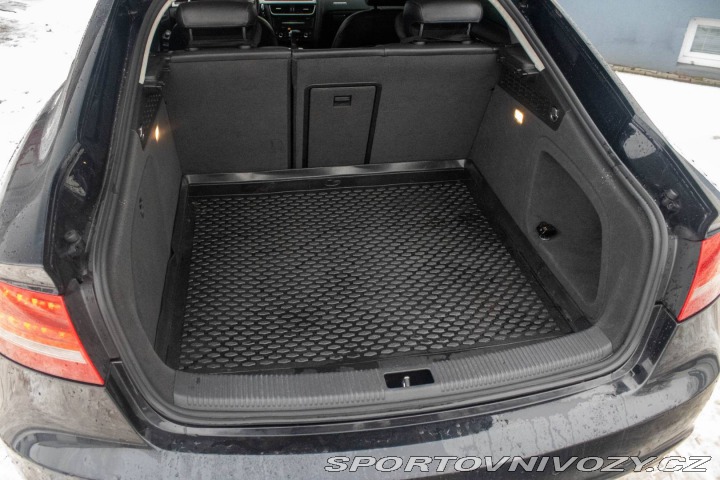 Audi A5 Sportback  3.0 TDI DPF 17 2011