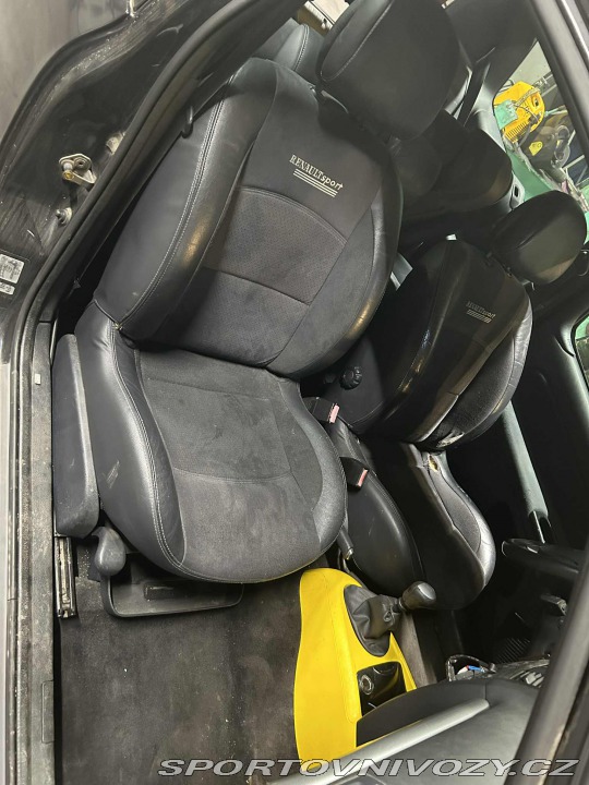 Renault Clio Sport  2002