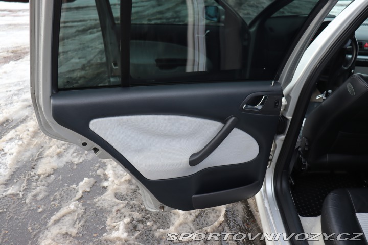 Škoda Octavia RS  2003