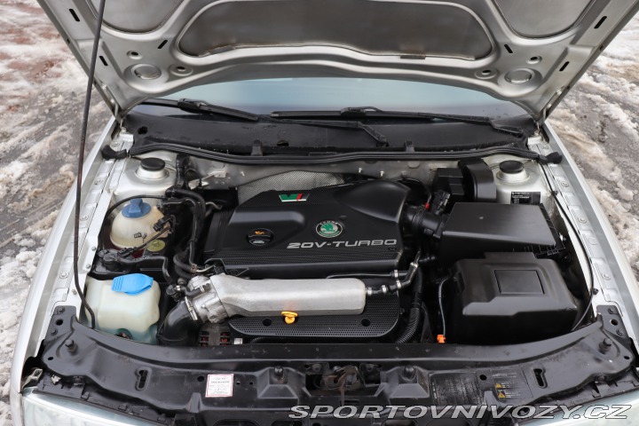 Škoda Octavia RS  2003