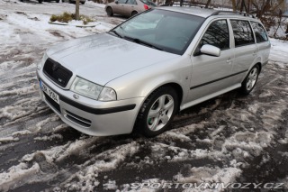 Škoda Octavia RS  2003