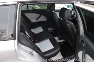 Škoda Octavia RS  2003