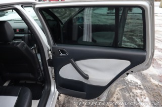 Škoda Octavia RS  2003