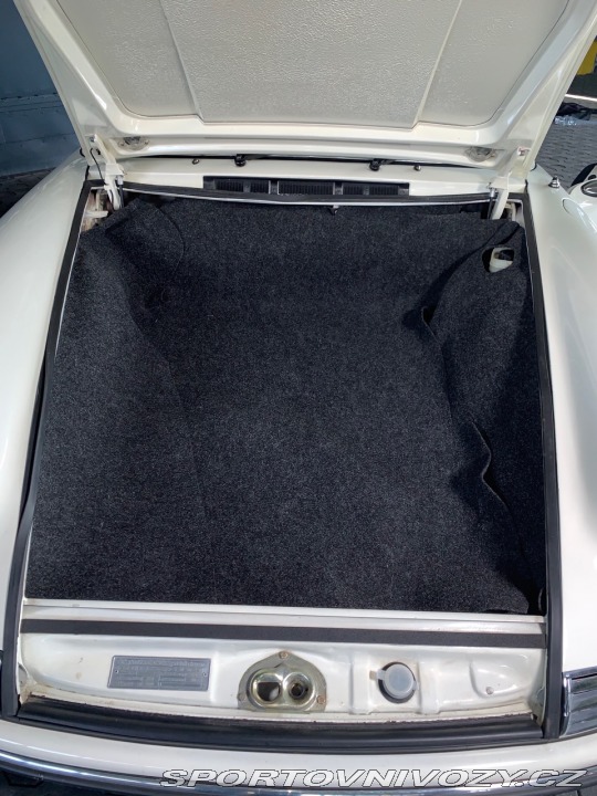 Porsche 911 targa 2.2T 1971