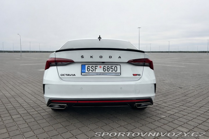Škoda Octavia RS osobní 2023