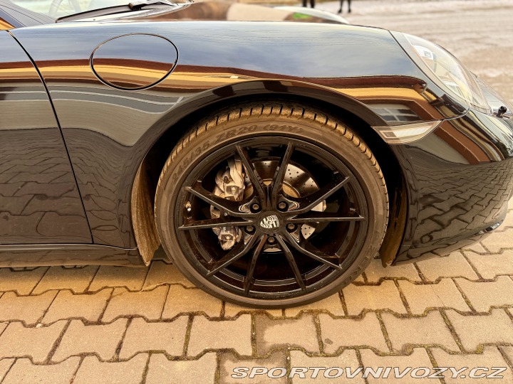 Porsche 911 Carrera Sport Chrono 2018