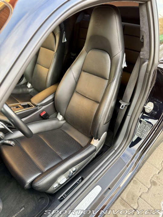 Porsche 911 Carrera Sport Chrono 2018