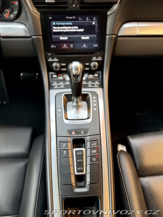 Porsche 911 Carrera Sport Chrono 2018