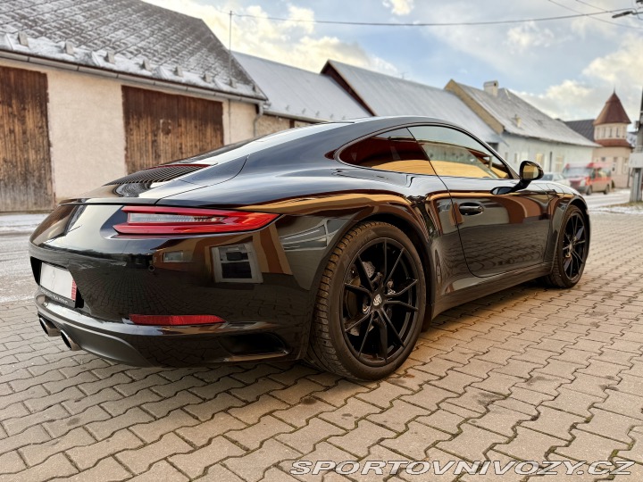 Porsche 911 Carrera Sport Chrono 2018