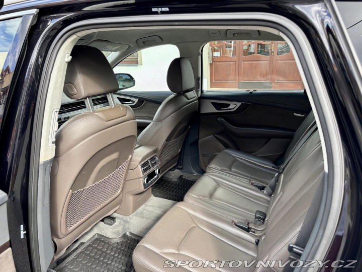 Audi SQ7 Matrix, Masáž, HUD 2017