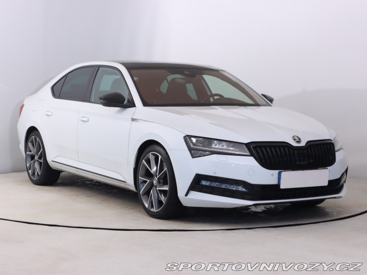 Škoda Superb Sportline 2.0 TSI 2021